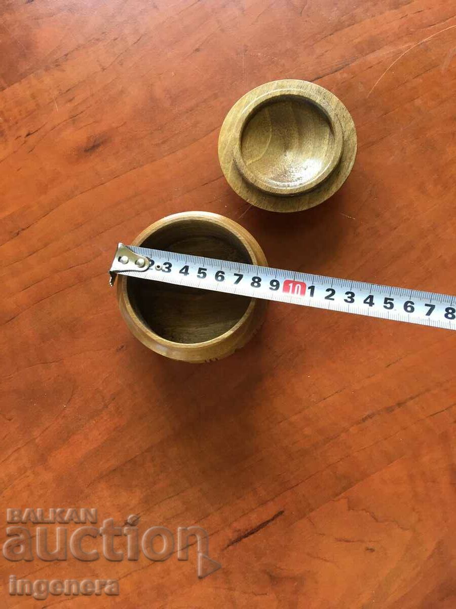 WALNUT WOOD CARVING JEWELERY BOX - 5 WALNUT WOOD CARVING JEWELERY BOX - 5