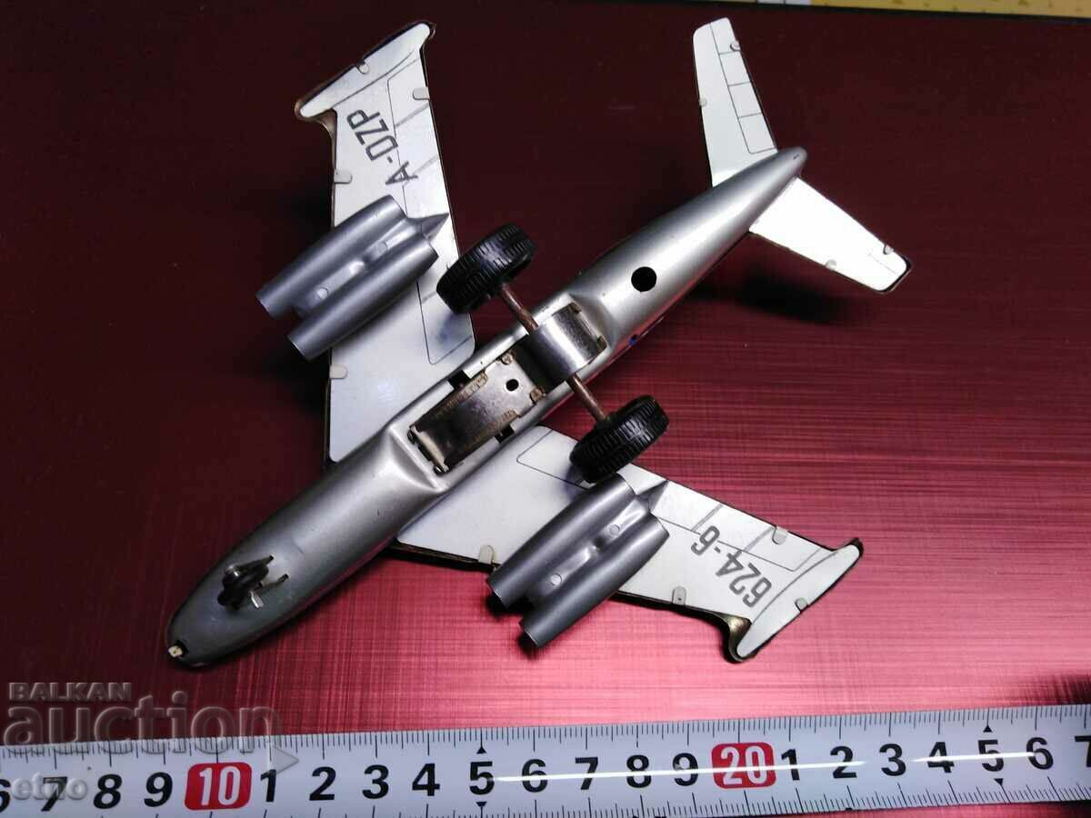 Auction SOC METAL TOY-AIRPLANE Auction SOC METAL TOY-AIRPLANE