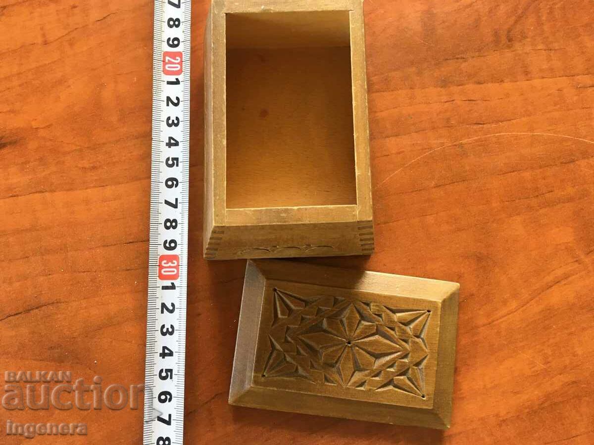 WALNUT WOOD CARVING JEWELERY BOX - 6 WALNUT WOOD CARVING JEWELERY BOX - 6