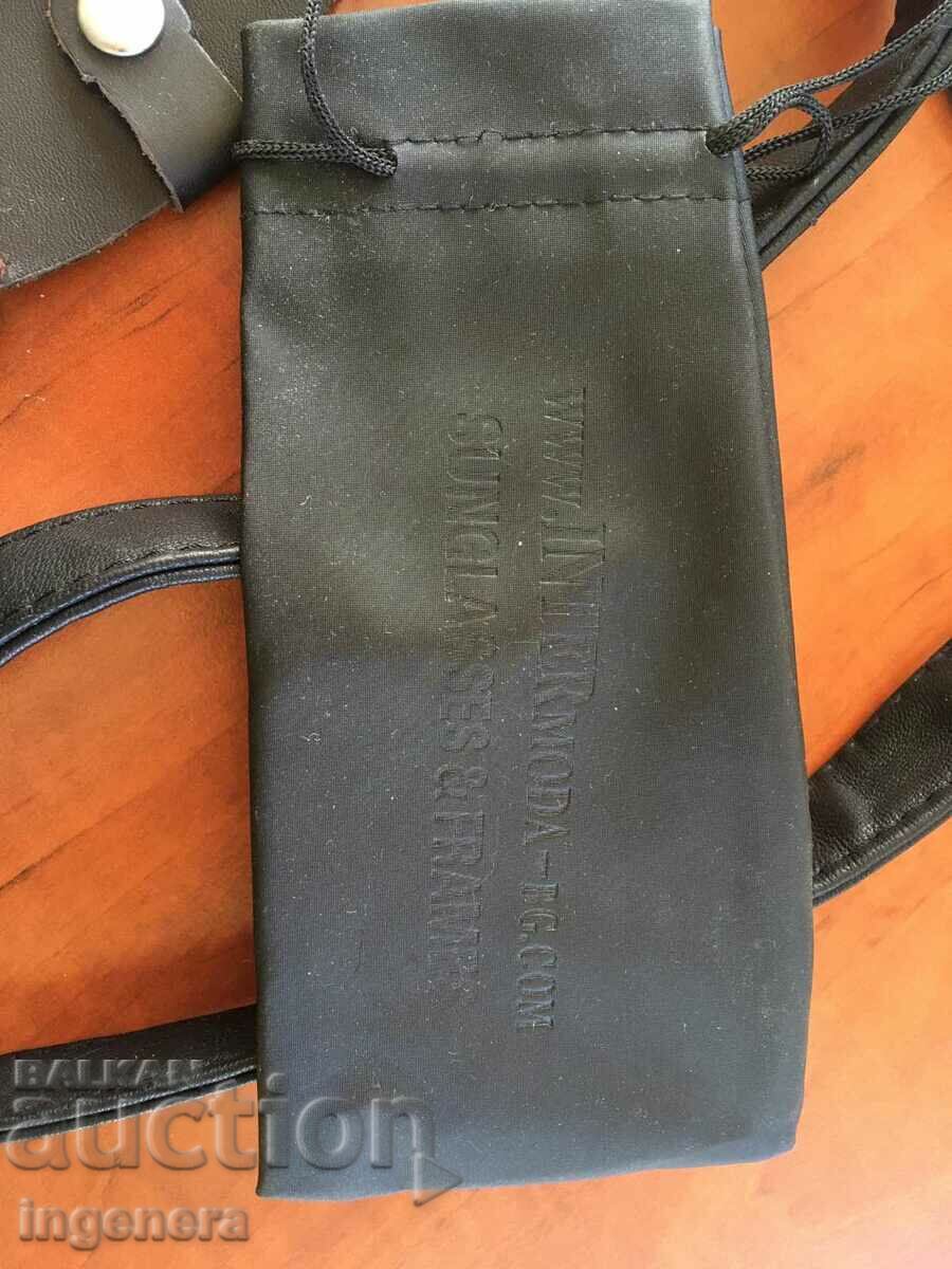 Auction LEATHER GOODS, KEY HOLDER, BAG HOLDER, ETC. Auction LEATHER GOODS, KEY HOLDER, BAG HOLDER, ETC.