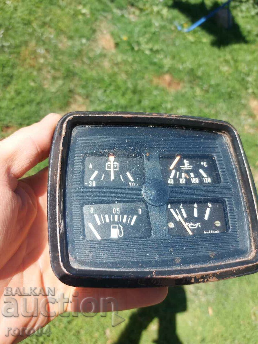 MILEAGE - DASHBOARD - USSR with price 45.00 BGN | € 23.01 MILEAGE - DASHBOARD - USSR with price 45.00 BGN | € 23.01