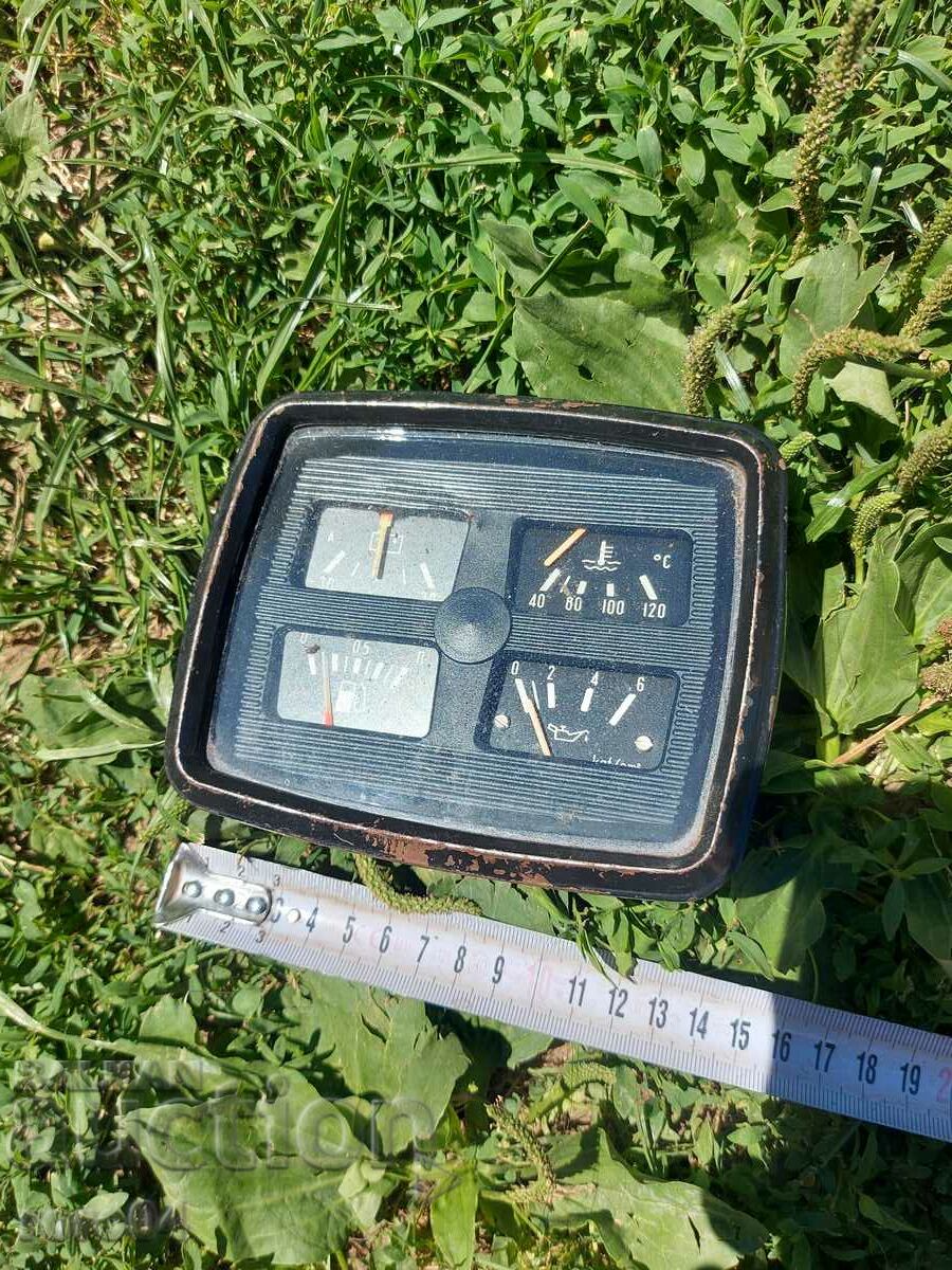 MILEAGE - DASHBOARD - USSR - 7 MILEAGE - DASHBOARD - USSR - 7