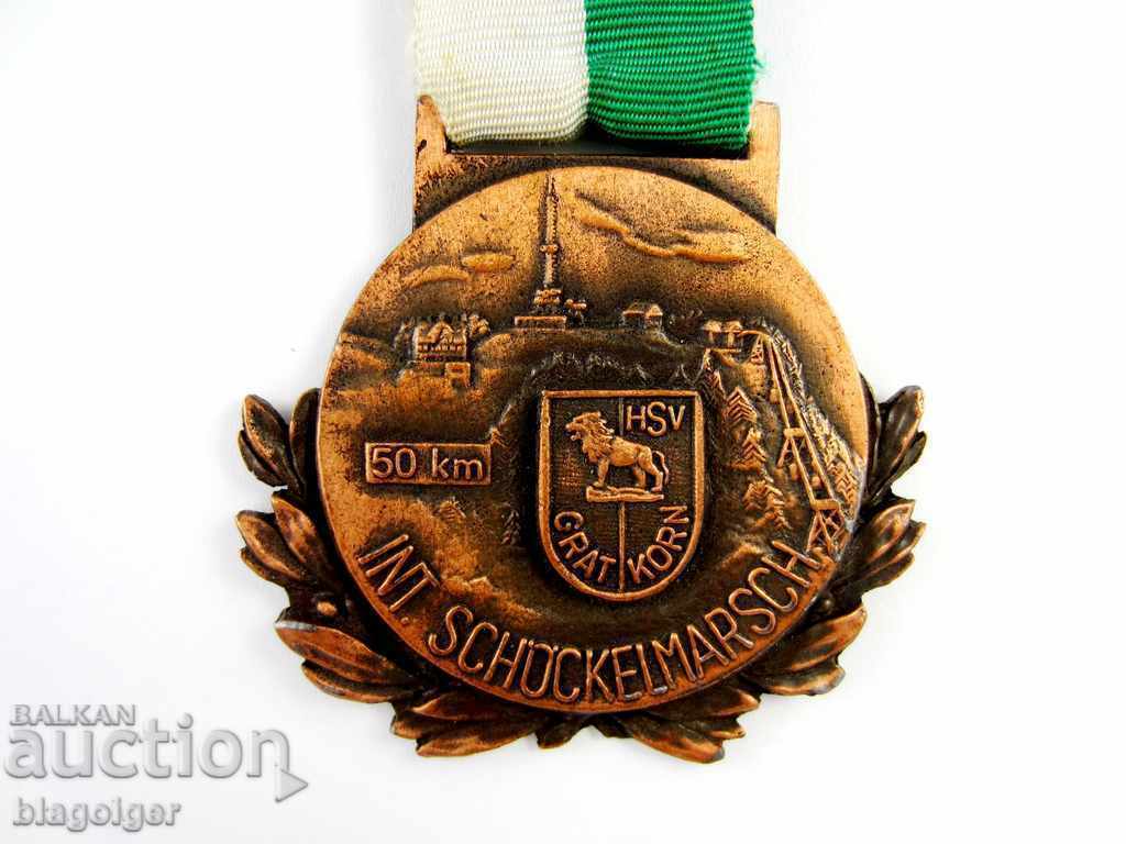 *GERMANIA-MEDALIA TURISTICĂ-TURISM-ALPINISM-ORIGINAL-1977 cu preț 8.99 BGN | € 4.60 *GERMANIA-MEDALIA TURISTICĂ-TURISM-ALPINISM-ORIGINAL-1977 cu preț 8.99 BGN | € 4.60