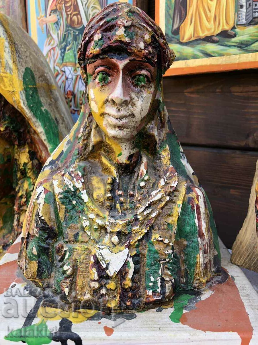 Българка с цена 300.00 лв. | € 153.39 Българка с цена 300.00 лв. | € 153.39