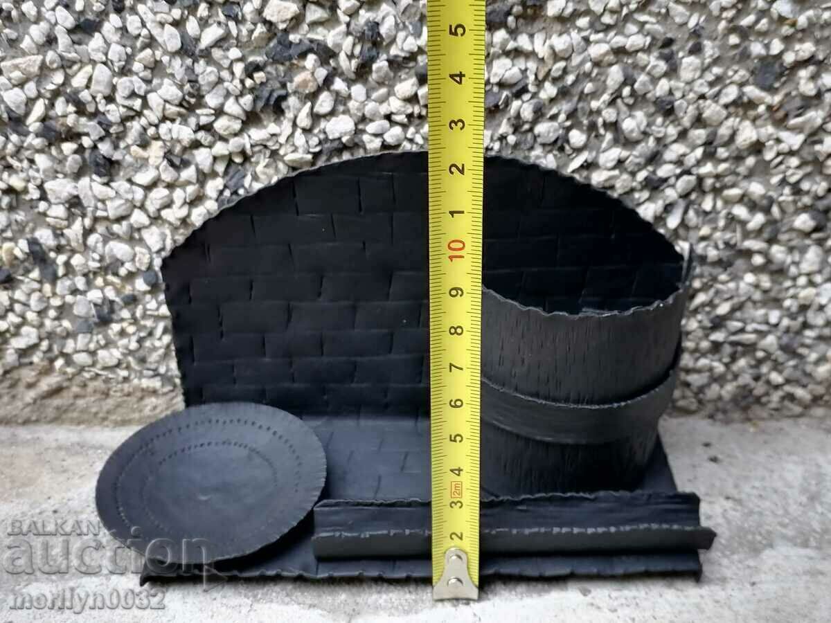 Δημοπρασία Παλιό μελανοδοχείο μολυβοθήκης από σφυρήλατο σίδερο Δημοπρασία Παλιό μελανοδοχείο μολυβοθήκης από σφυρήλατο σίδερο