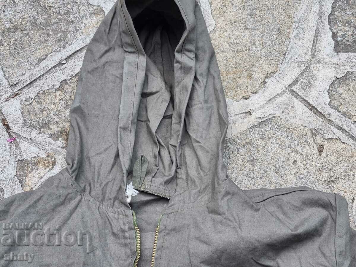 Ανουράκ με τιμή 45.00 BGN | € 23.01 Ανουράκ με τιμή 45.00 BGN | € 23.01