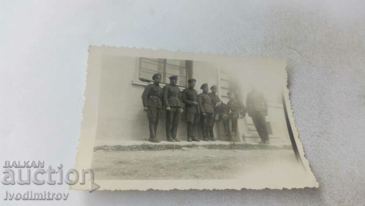 Photo Officers in the barracks