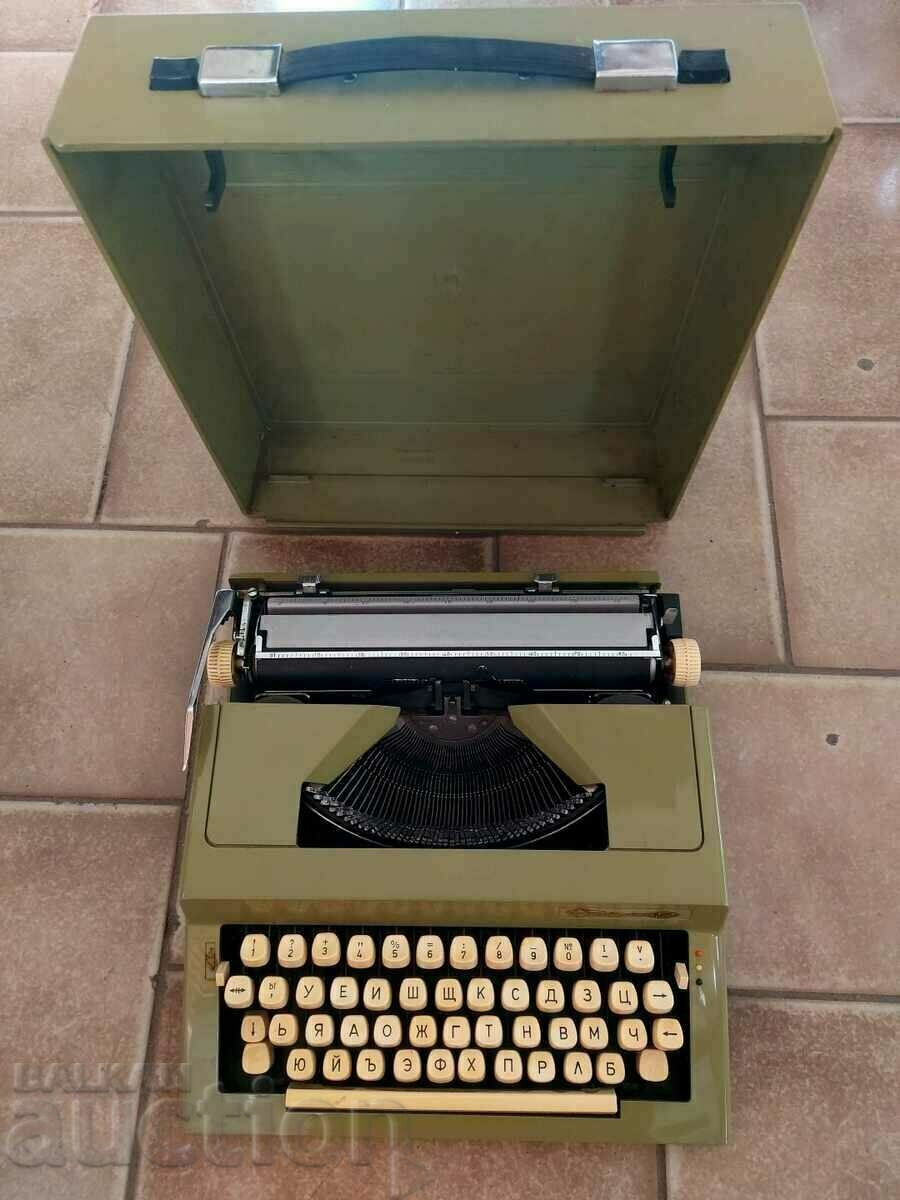 SOC TYPEWRITER MARITSA 30 SOC