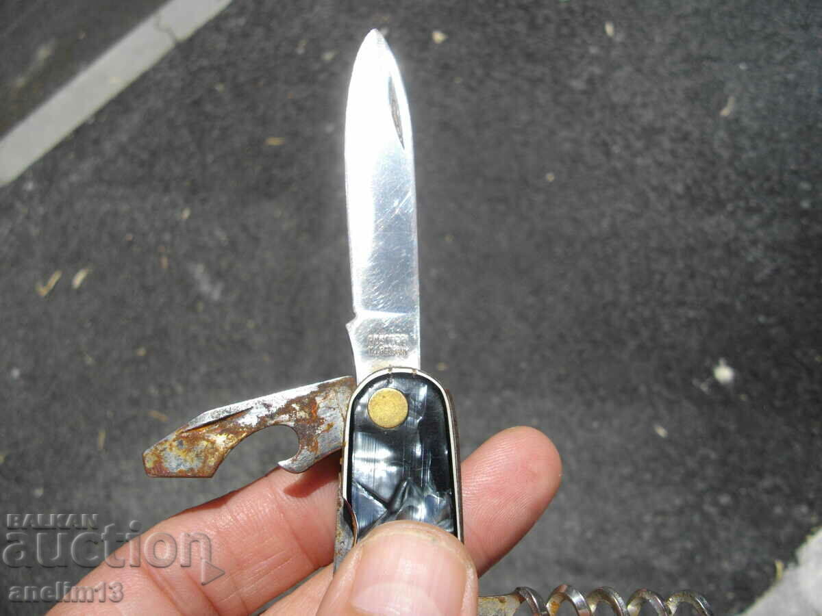 Delivery of GERMANY COLLECTIBLE POCKET KNIFE