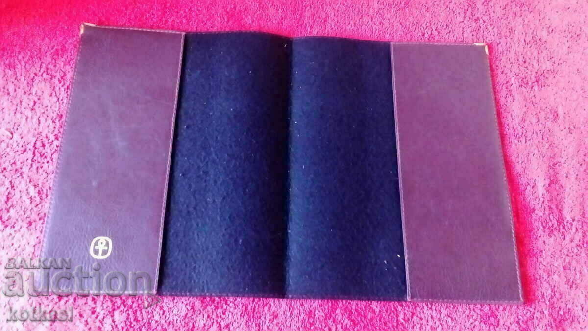 Old leather folder - 5 Old leather folder - 5