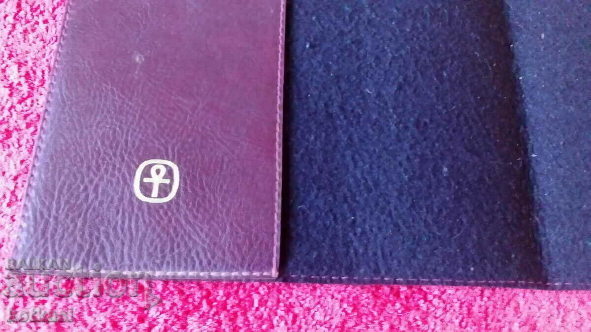 Old leather folder - 6 Old leather folder - 6