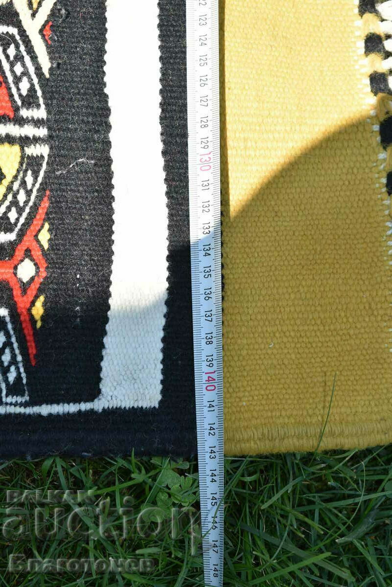 Delivery of Chiprovski Kotlen carpet Delivery of Chiprovski Kotlen carpet