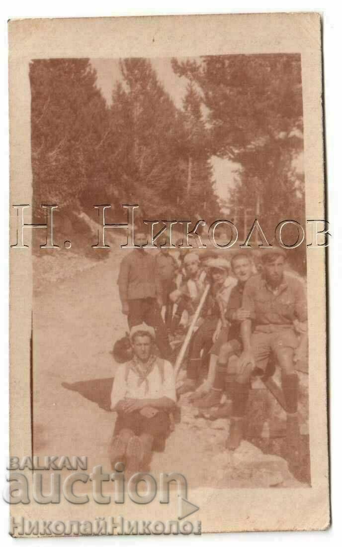 LITTLE OLD PHOTO MOUNTAINEERING TOURISTS B901 LITTLE OLD PHOTO MOUNTAINEERING TOURISTS B901
