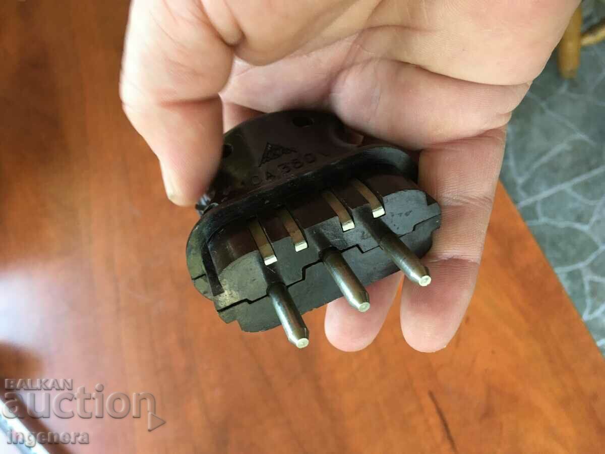 Auction EL. PLUG BAKELITE ANTIQUE THREE PHASE Auction EL. PLUG BAKELITE ANTIQUE THREE PHASE