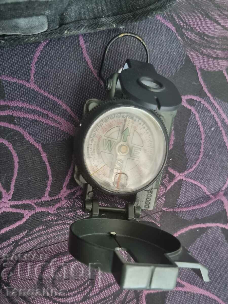 Compass with price 8.00 BGN | € 4.09 Compass with price 8.00 BGN | € 4.09