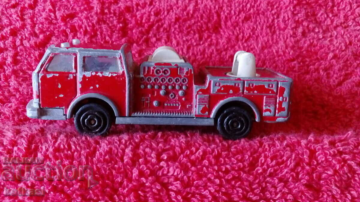 Old metal fire truck MAJORETTE MAJORETTE with price 5.50 BGN | € 2.81 Old metal fire truck MAJORETTE MAJORETTE with price 5.50 BGN | € 2.81