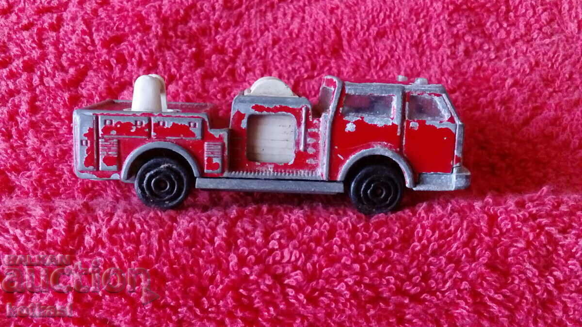 Delivery of Old metal fire truck MAJORETTE MAJORETTE Delivery of Old metal fire truck MAJORETTE MAJORETTE