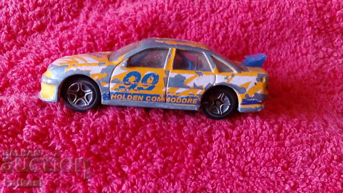 Old metal sports car model 1/63 MATCHBOX COMMODORE with price 4.50 BGN | € 2.30 Old metal sports car model 1/63 MATCHBOX COMMODORE with price 4.50 BGN | € 2.30
