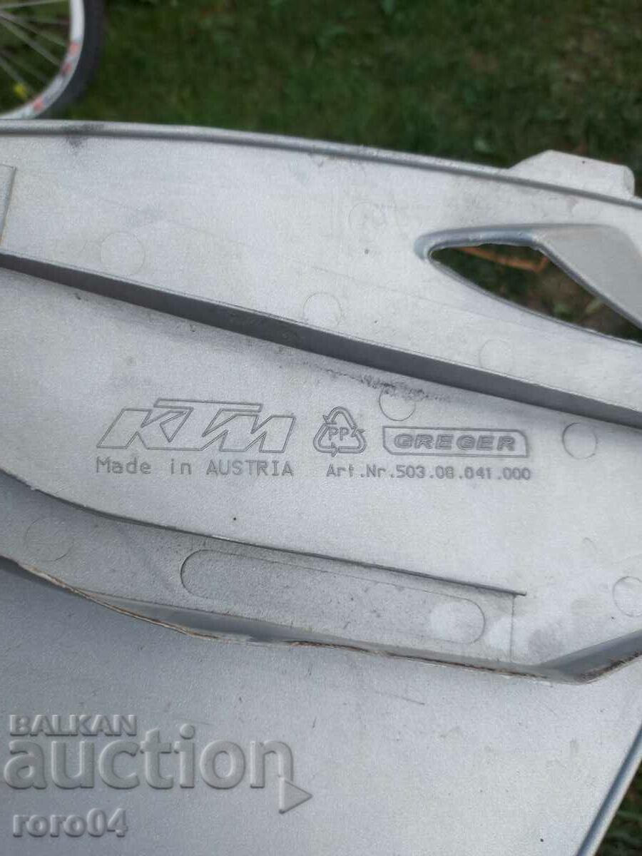 KTM - ΚΑΛΥΜΜΑΤΑ - 6