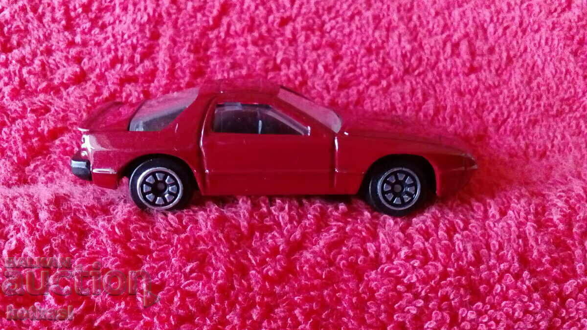 Delivery of Small old metal model car Delivery of Small old metal model car