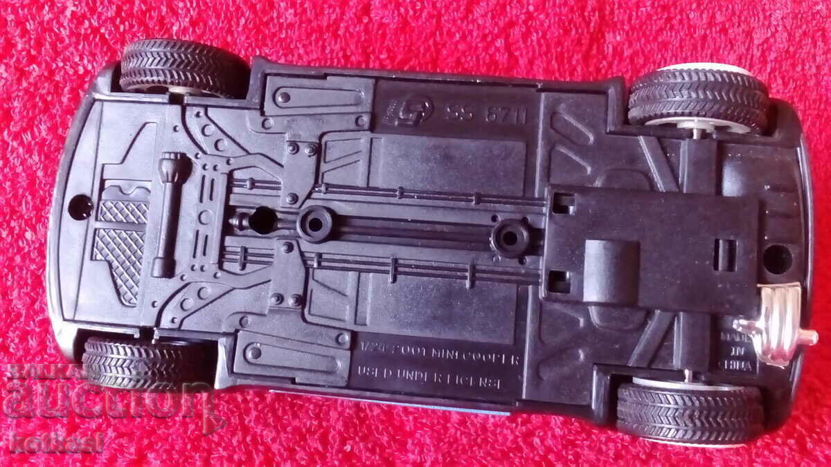 Mașină metalică Mini Cooper MINI COOPER 1/24 - 6 Mașină metalică Mini Cooper MINI COOPER 1/24 - 6