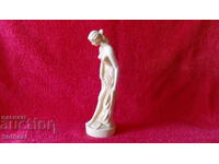 Фигура Скулптура Гола Жена Еротика Богиня  маркирана Италия
