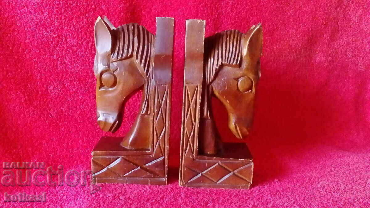 Book stopper Horses Wood carving height 20.50 cm.