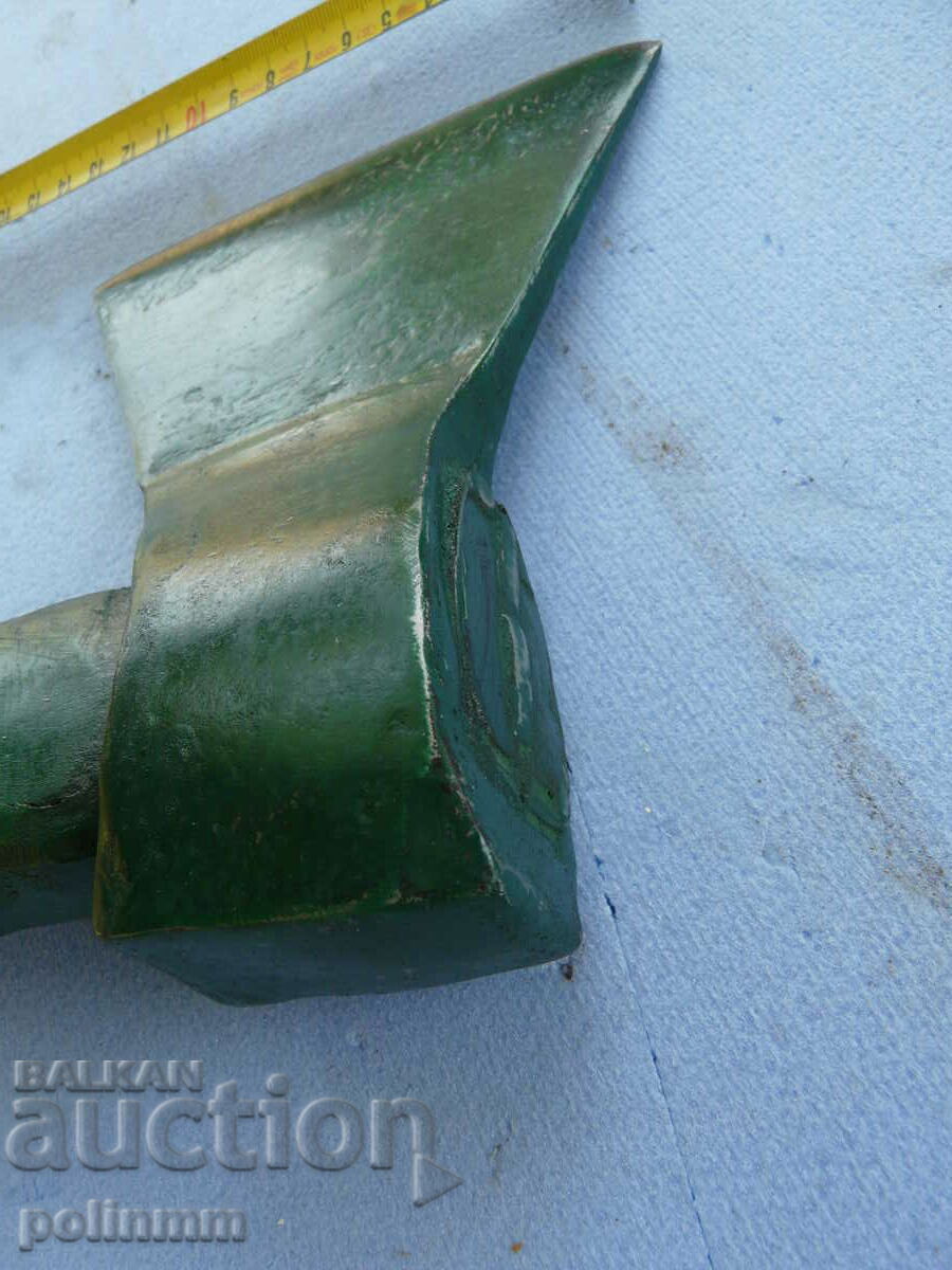 Παράδοση Παλιό τσεκούρι της ΕΣΣΔ - 153 Παράδοση Παλιό τσεκούρι της ΕΣΣΔ - 153