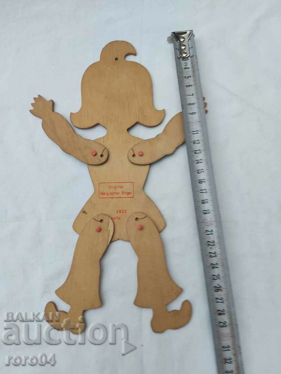 Delivery of OLD GERMAN WOODEN DOLL Delivery of OLD GERMAN WOODEN DOLL