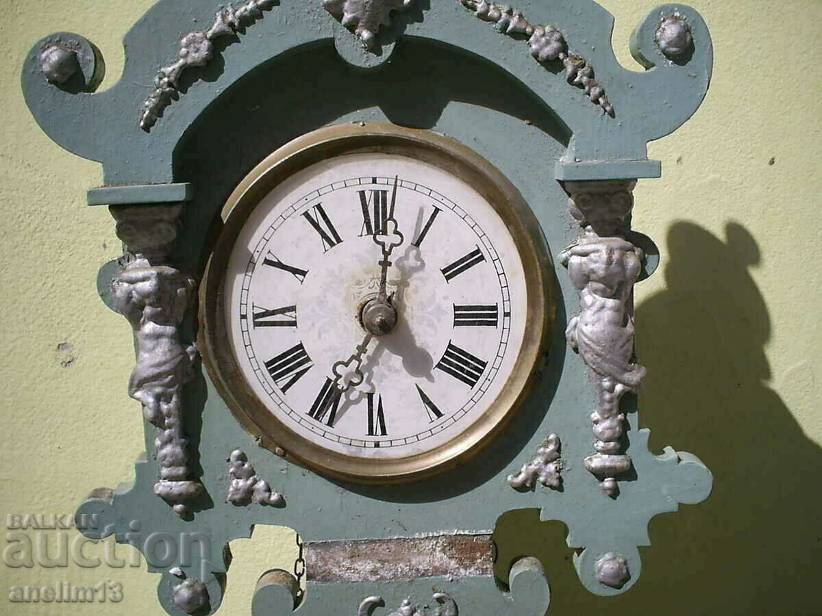 Auction  VERY OLD WALL CLOCK SCHWARZWALD