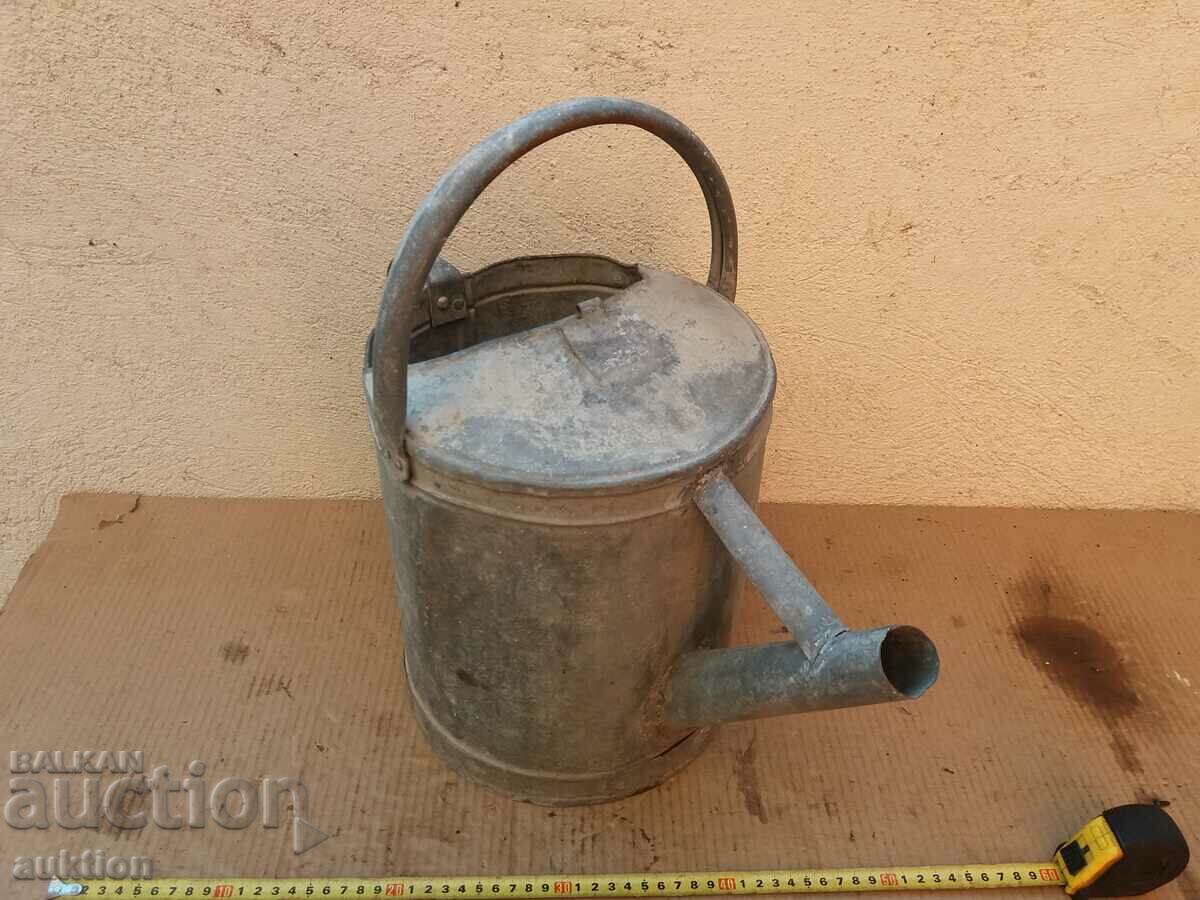 MASSIVE METAL WATERING CAN - FOR DECORATION - 6 MASSIVE METAL WATERING CAN - FOR DECORATION - 6