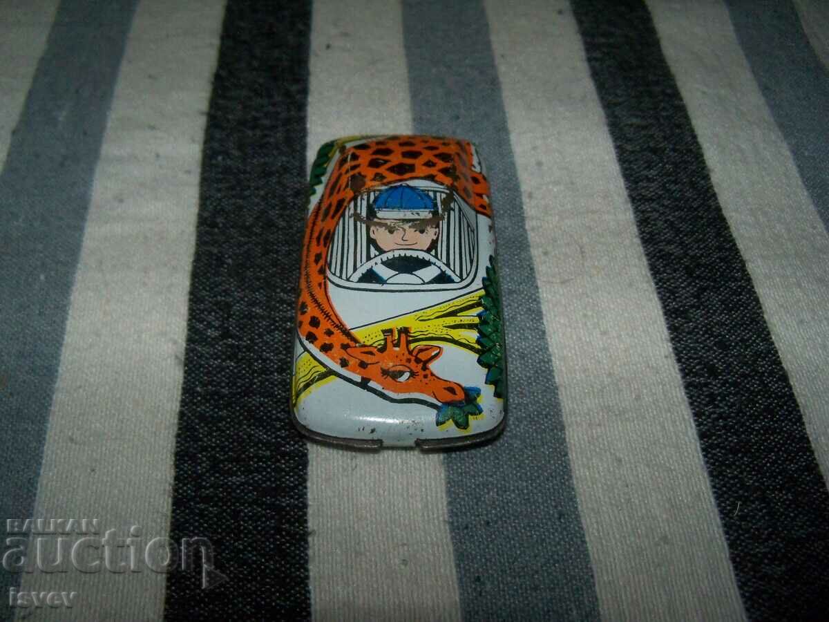 Παλιό μικρό κοινωνικό παιχνίδι τρόλεϊ από κασσίτερο. ΕΣΣΔ με τιμή 10.00 BGN | € 5.11