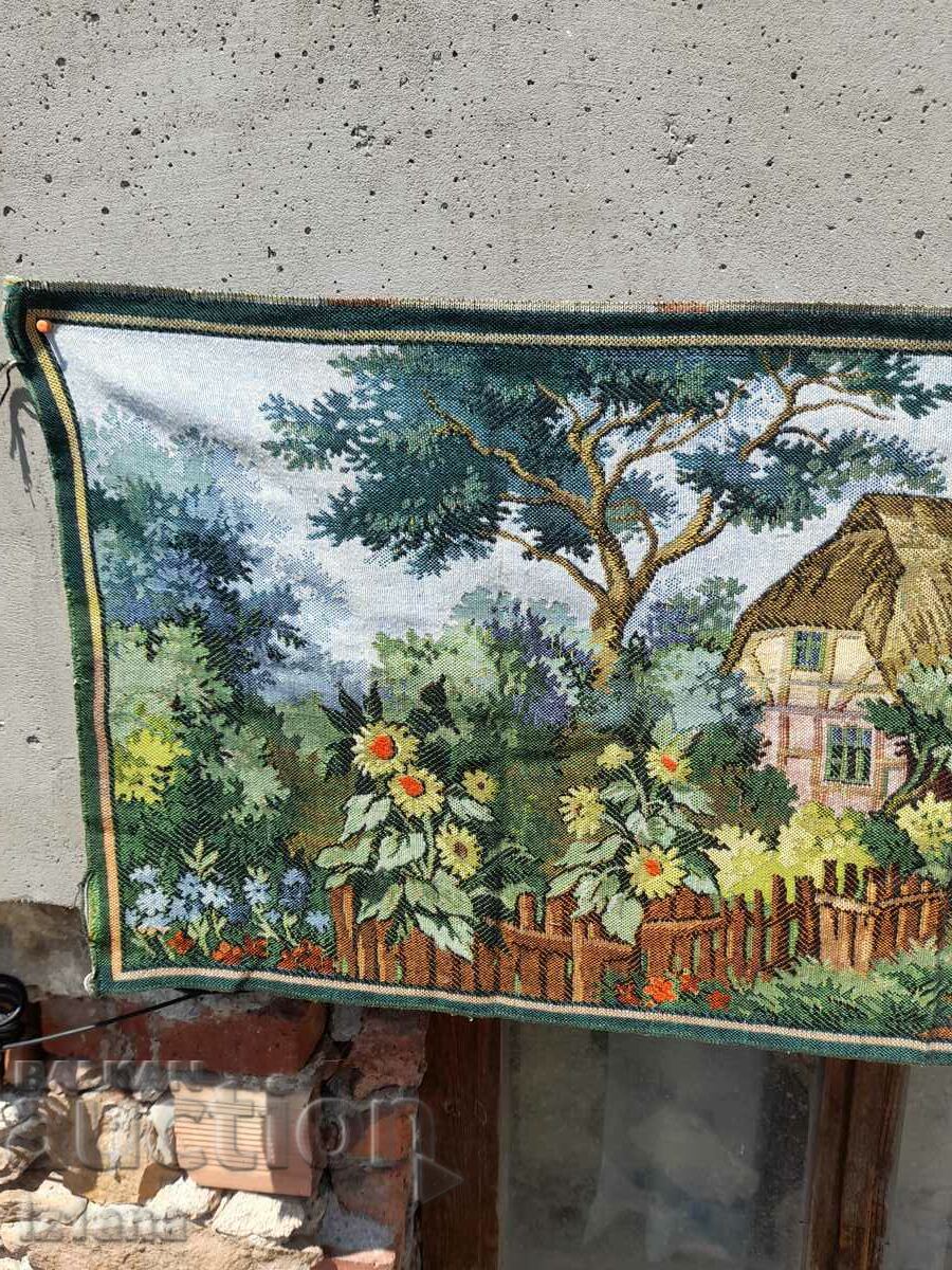 Auction An old hacker, wall cover Auction An old hacker, wall cover