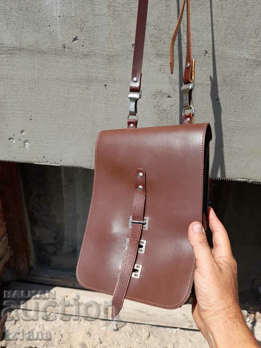 An old commander's bag with price 75.00 BGN | € 38.35 An old commander's bag with price 75.00 BGN | € 38.35