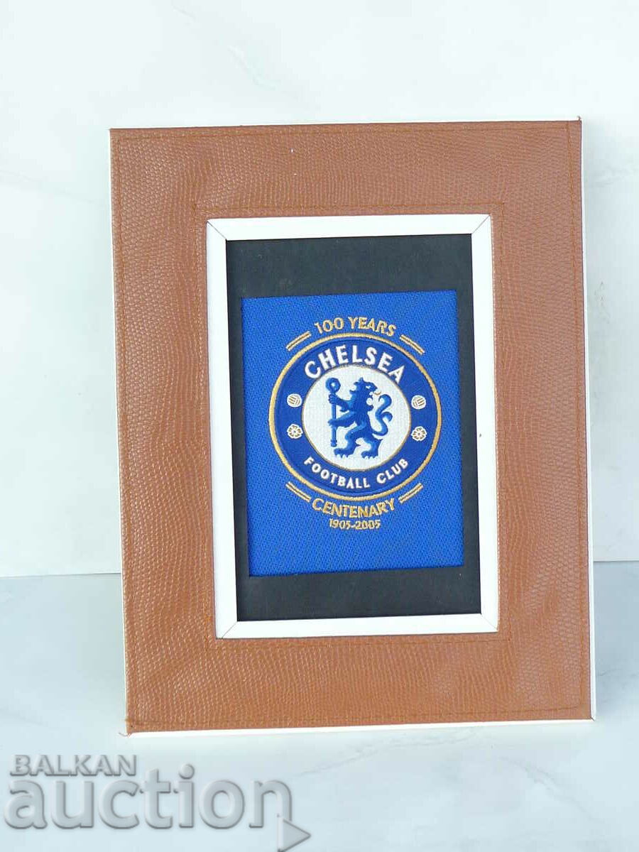 Chelsea emblem framed fans of the Premiership fan 100 years