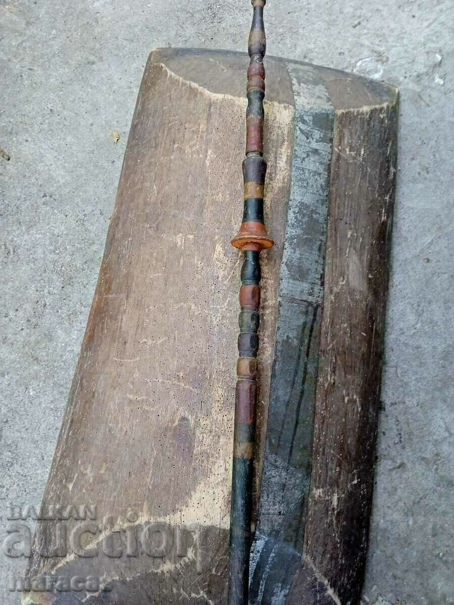 Auction Old wooden trough and hurka Auction Old wooden trough and hurka