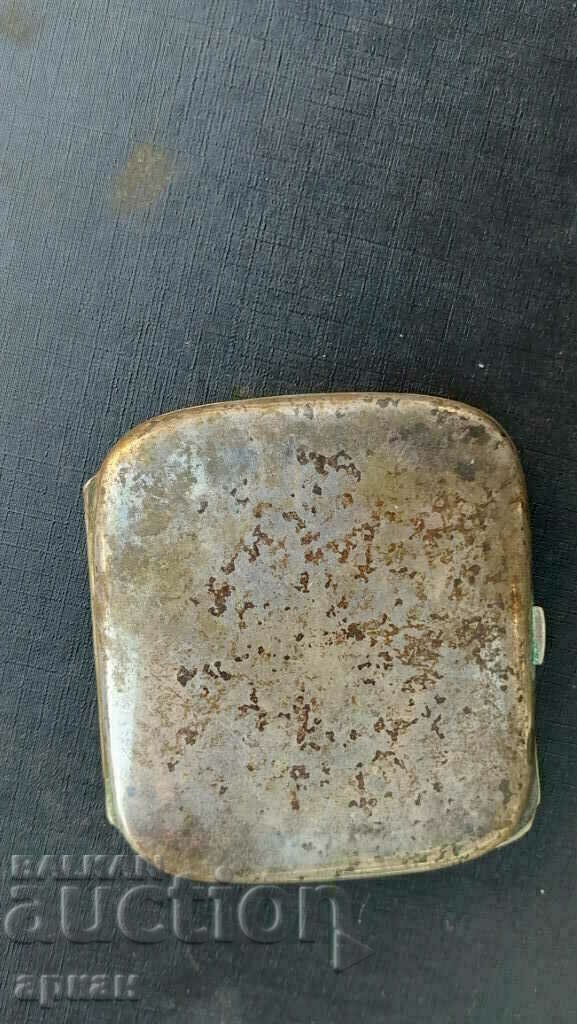 old snuff box with porcelain with price 1200.00 BGN | € 613.55 old snuff box with porcelain with price 1200.00 BGN | € 613.55