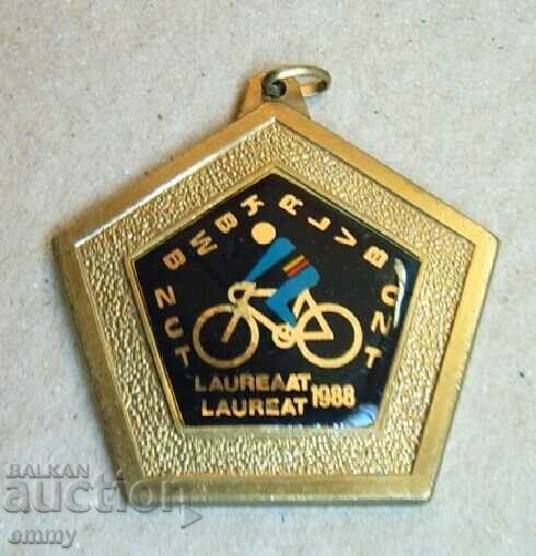 Semn de medalie „Câștigător” ciclist, bicicletă, roată - Belgia