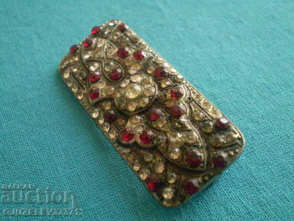 Rare Collectible Antique Brooch with price 99.00 BGN | € 50.62 Rare Collectible Antique Brooch with price 99.00 BGN | € 50.62