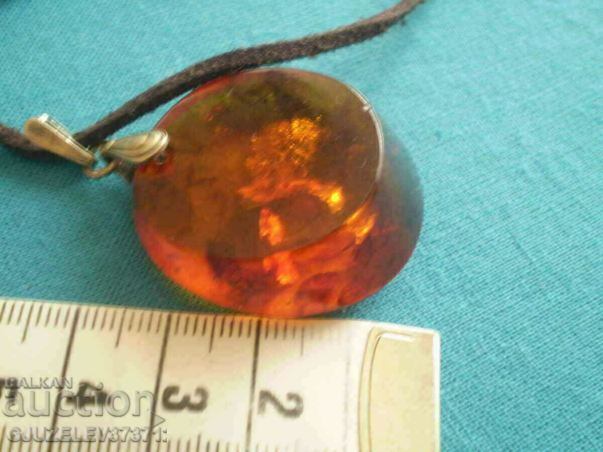 pendant medallion silver 875 amber USSR with price 90.00 BGN | € 46.02 pendant medallion silver 875 amber USSR with price 90.00 BGN | € 46.02