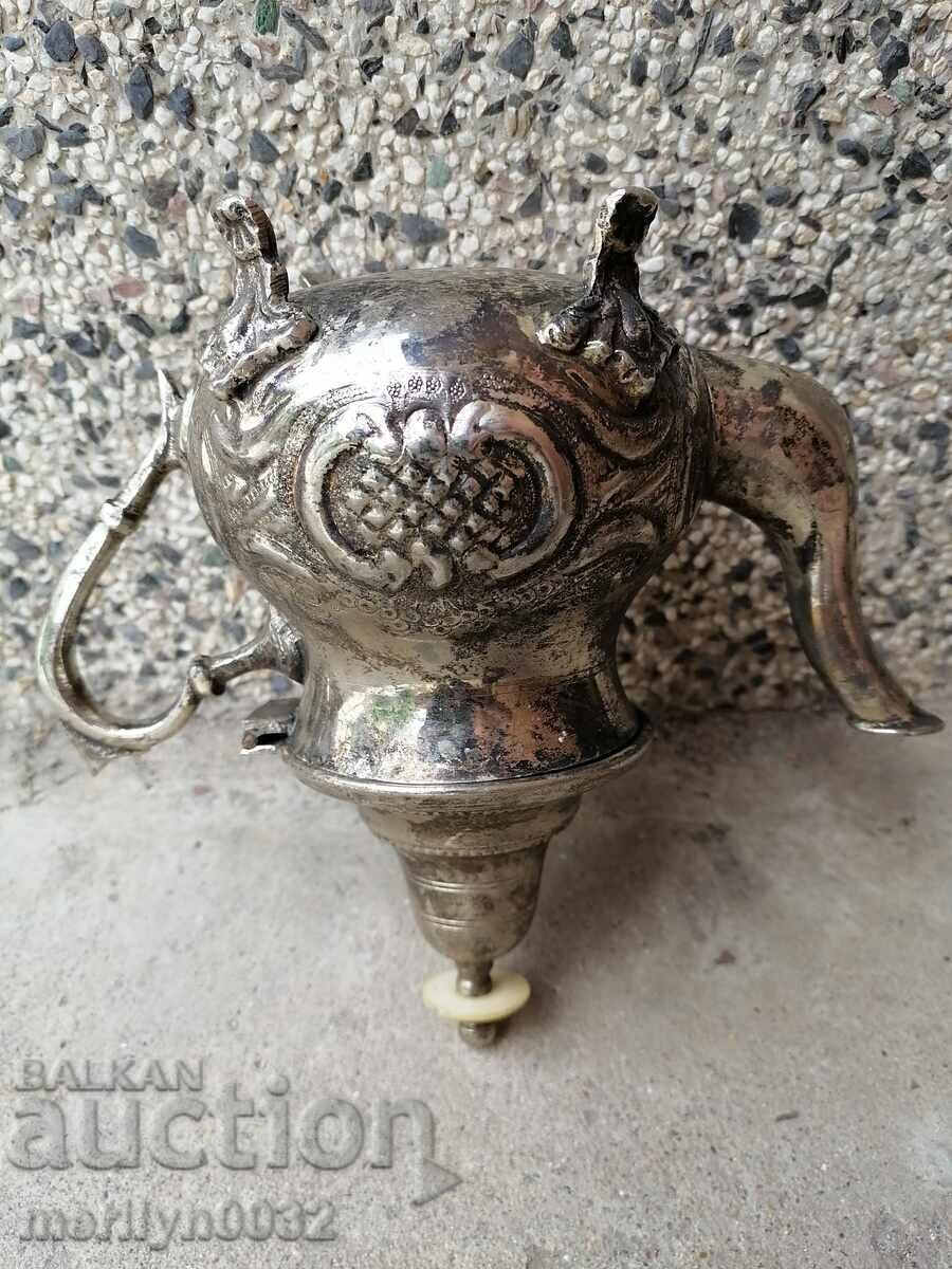 Licitație Un fierbător foarte vechi Licitație Un fierbător foarte vechi