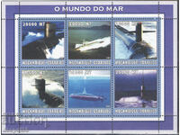 2002. Мозамбик. Морски живот - Подводници. Блок.