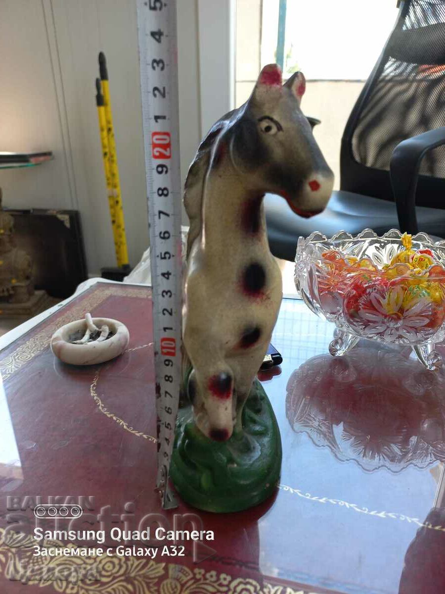 ΠΑΛΙΟ ΚΕΡΑΜΙΚΟ ΑΓΑΛΜΑΤΑ WEDGE HORSE με τιμή 70.00 BGN | € 35.79