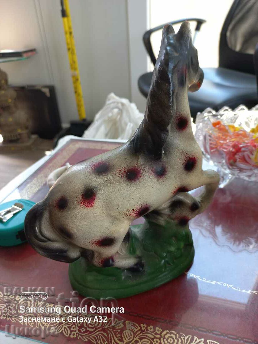 Δημοπρασία ΠΑΛΙΟ ΚΕΡΑΜΙΚΟ ΑΓΑΛΜΑΤΑ WEDGE HORSE