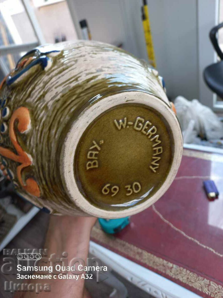 OLD GERMAN CLAY VASE - 5 OLD GERMAN CLAY VASE - 5