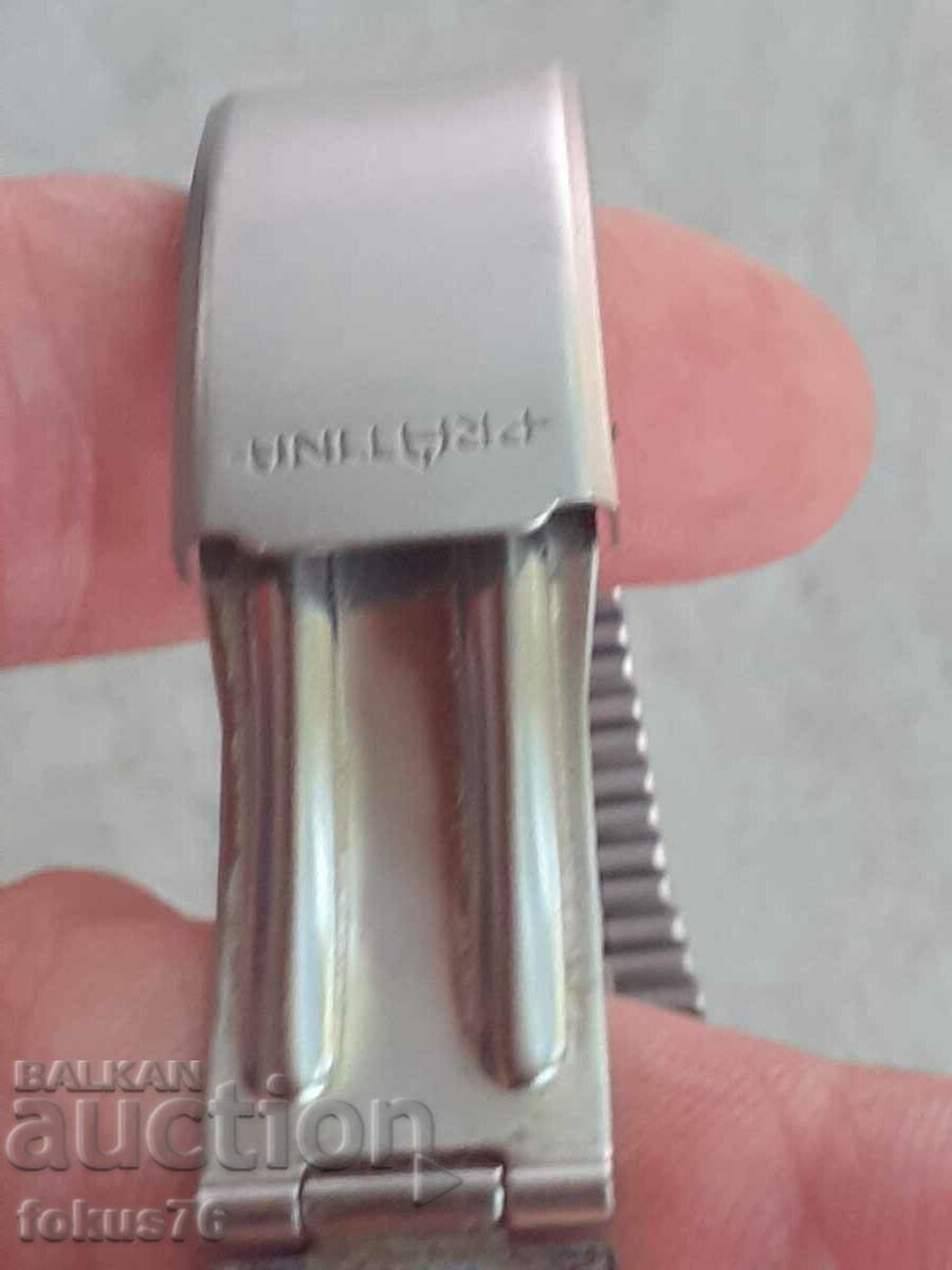 Delivery of Men's wristwatch Pratina Delivery of Men's wristwatch Pratina