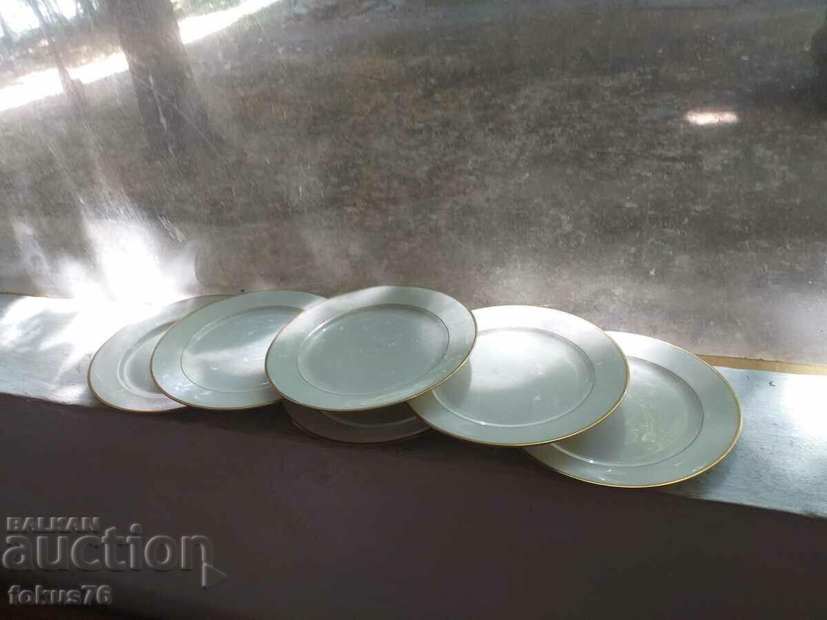 Porcelain Fein Bayreuth Bavaria lot 6 plates with price 89.00 BGN | € 45.50 Porcelain Fein Bayreuth Bavaria lot 6 plates with price 89.00 BGN | € 45.50