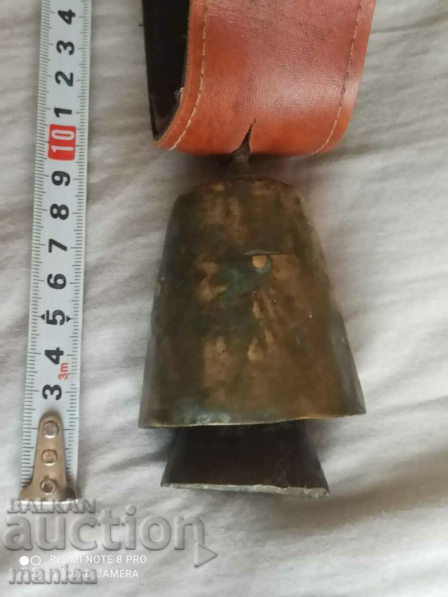 Old Bronze Chan with price 80.00 BGN | € 40.90 Old Bronze Chan with price 80.00 BGN | € 40.90