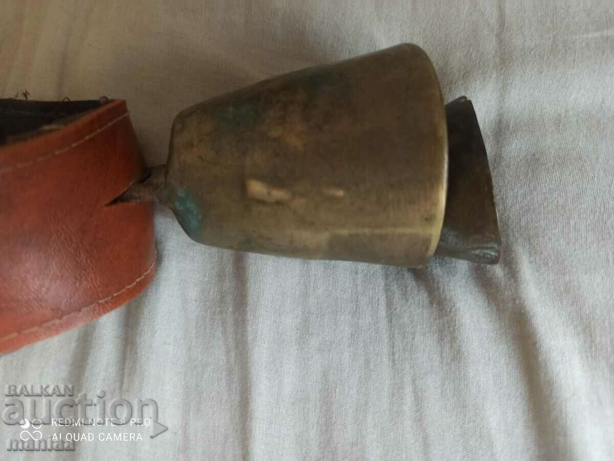 Old Bronze Chan - 6 Old Bronze Chan - 6