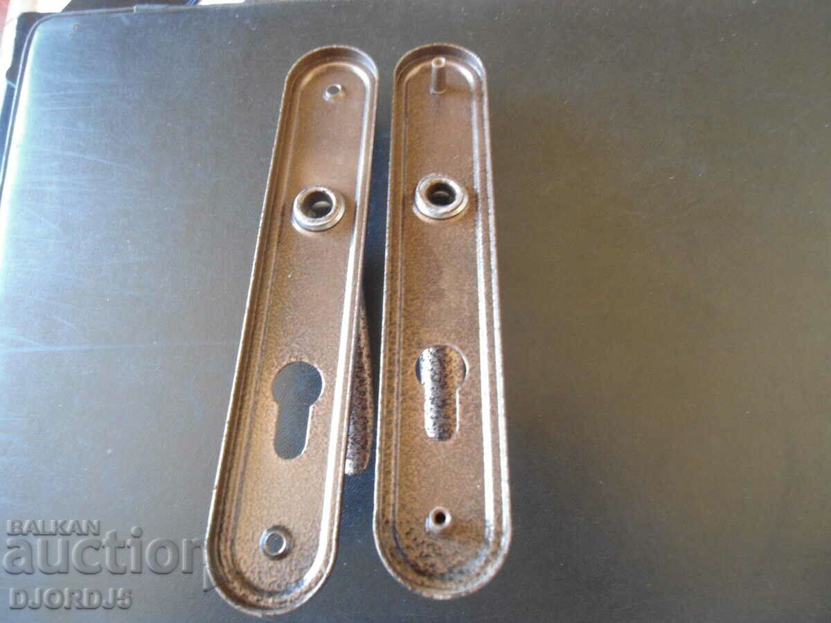 Auction Old door hinges Auction Old door hinges